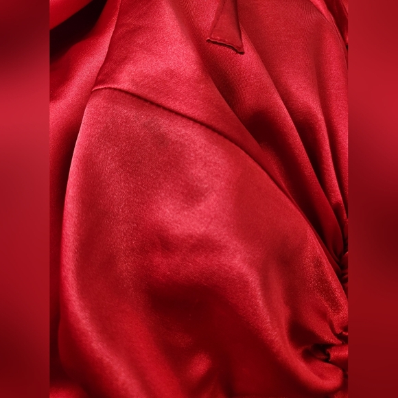 Jessica McClintok Full Length Halter Scrunch Red Satin Dress sz 6 - Picture 13 of 14